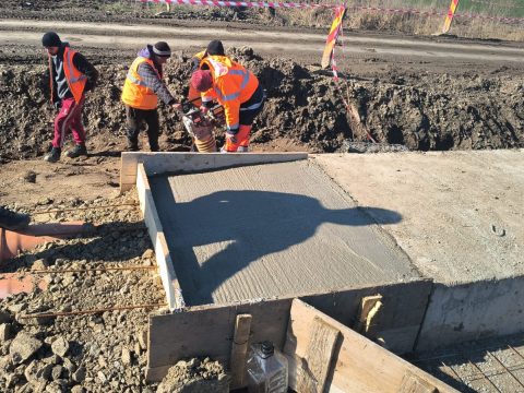 Lucrările pe șantierele din nordul județului au fost reluate în ritm susținut, profitându-se astfel de condițiile meteo favorabile